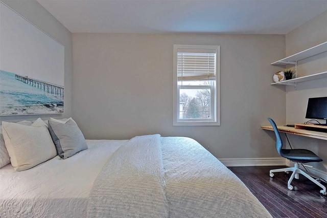 499 Mortimer Ave, House semidetached with 3 bedrooms, 2 bathrooms and 1 parking in Toronto ON | Image 15