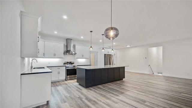 735 Winchester Ave, House detached with 3 bedrooms, 3 bathrooms and 6 parking in North Perth ON | Image 33