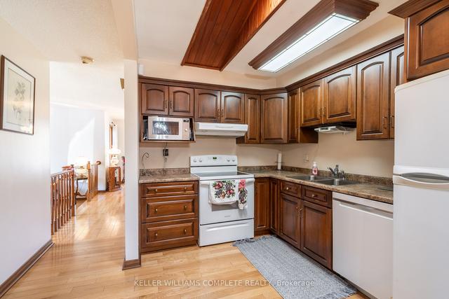52 Greenmeadow Crt, House detached with 3 bedrooms, 2 bathrooms and 5 parking in St. Catharines ON | Image 36