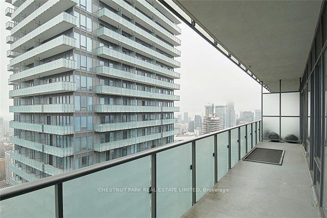 lph9 - 65 St Mary St, Condo with 2 bedrooms, 2 bathrooms and 1 parking in Toronto ON | Image 7