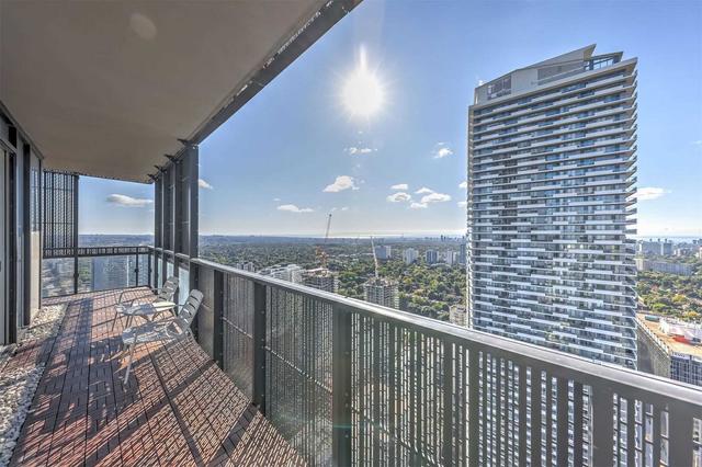 3911 - 8 Eglinton Ave E, Condo with 2 bedrooms, 2 bathrooms and 1 parking in Toronto ON | Image 39