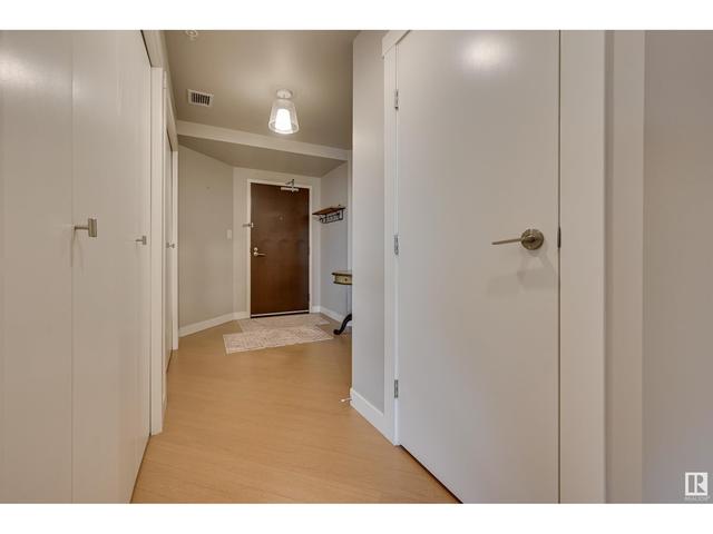 2204 - 10410 102 Av Nw, Condo with 2 bedrooms, 2 bathrooms and 1 parking in Edmonton AB | Image 30