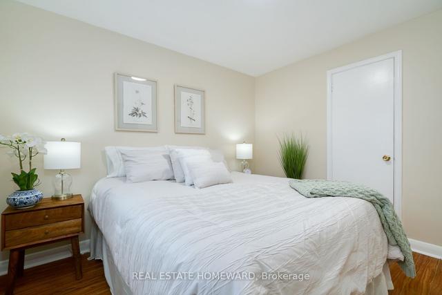 7 Rupert St, House semidetached with 3 bedrooms, 2 bathrooms and 3 parking in Toronto ON | Image 10