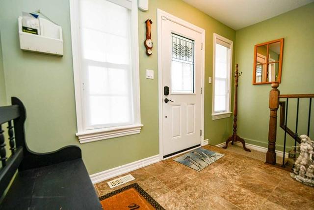 116 Laurent Blvd, House detached with 2 bedrooms, 2 bathrooms and 5 parking in Kawartha Lakes ON | Image 32