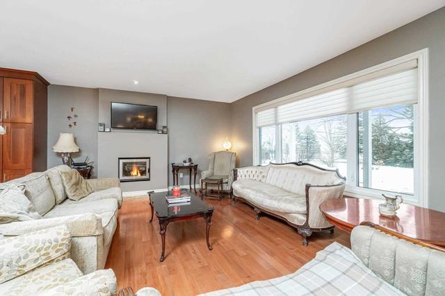 12885 Fifth Line, House detached with 3 bedrooms, 3 bathrooms and 10 parking in Halton Hills ON | Image 2