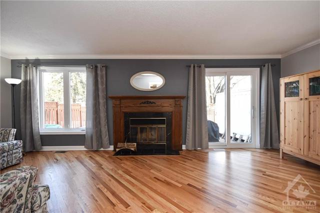 1612 Tache Way, House detached with 3 bedrooms, 3 bathrooms and 2 parking in Ottawa ON | Image 10