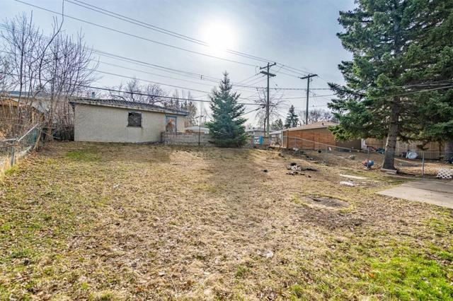 1216 16 Street Ne, House detached with 3 bedrooms, 1 bathrooms and 2 parking in Calgary AB | Image 14