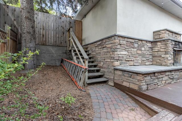 1827 18 Street Sw, House detached with 3 bedrooms, 2 bathrooms and 2 parking in Calgary AB | Image 41