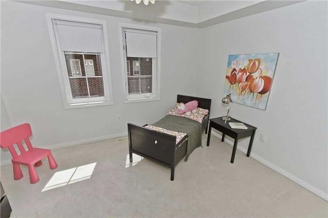 th 98 - 117a The Queensway Ave, Townhouse with 3 bedrooms, 2 bathrooms and 2 parking in Toronto ON | Image 17