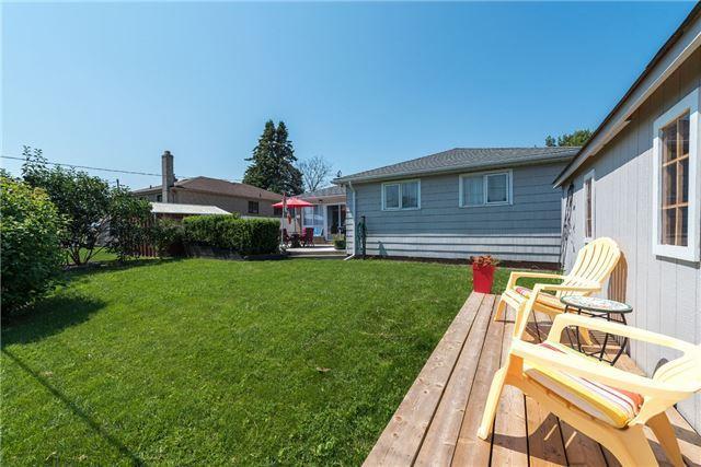 707 Annland St, House detached with 3 bedrooms, 1 bathrooms and 4 parking in Pickering ON | Image 17