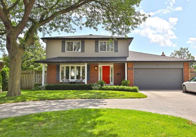2156 Rebecca St, House detached with 5 bedrooms, 4 bathrooms and 6 parking in Oakville ON | Image 1