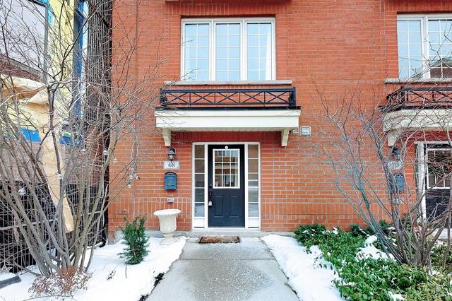 68 Raffeix Lane, House semidetached with 2 bedrooms, 3 bathrooms and 1 parking in Toronto ON | Image 1