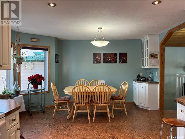 18 Jeannette Street S, House detached with 3 bedrooms, 2 bathrooms and null parking in Meadow Lake No. 588 SK | Image 7
