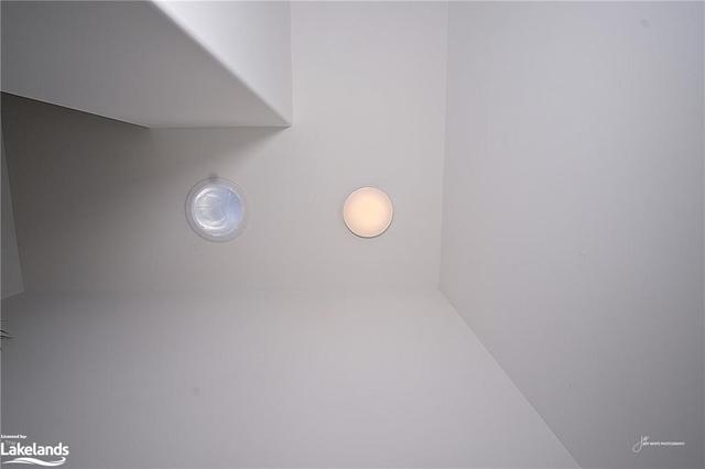 Solar tube for additional lighting in stairwell | Image 18