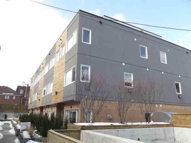th21 - 284 Brock Ave, Townhouse with 2 bedrooms, 2 bathrooms and 1 parking in Toronto ON | Image 1