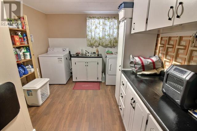 10 Cramms Road, House detached with 3 bedrooms, 2 bathrooms and null parking in Botwood NL | Image 7
