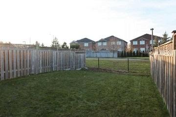 86 Sand Cherry Cres, House semidetached with 4 bedrooms, 3 bathrooms and 1 parking in Brampton ON | Image 9