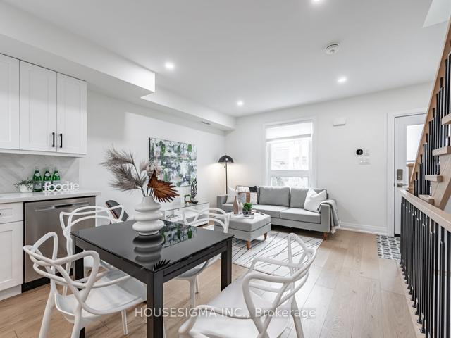 11 Via Italia, House detached with 2 bedrooms, 2 bathrooms and 1 parking in Toronto ON | Image 3