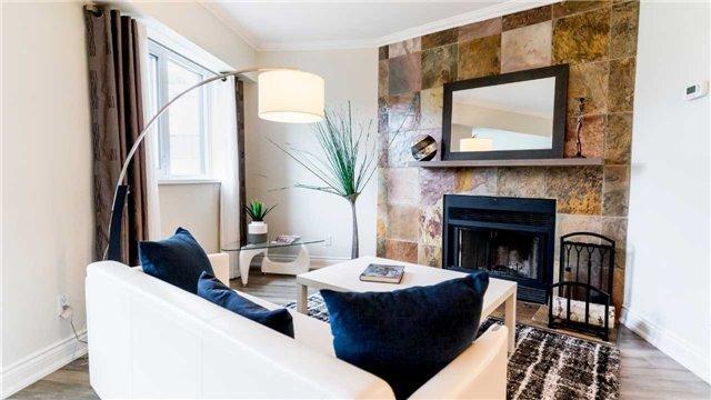 Th6 - 80 Adelaide St E, Condo with 1 bedrooms, 2 bathrooms and 1 parking in Toronto ON | Image 3