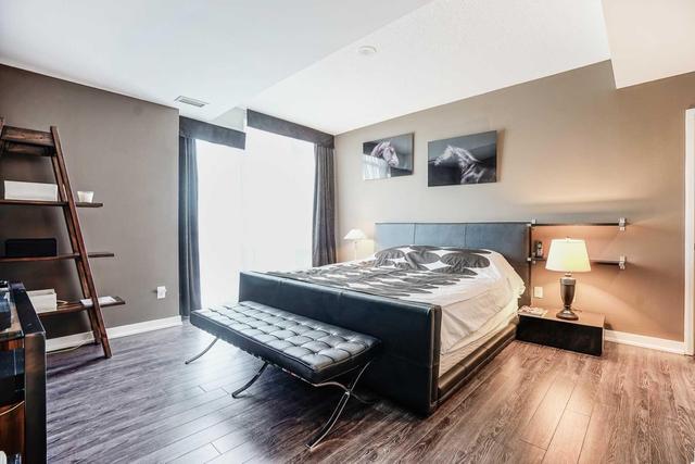 Th07 - 33 Singer Crt, Townhouse with 3 bedrooms, 4 bathrooms and 2 parking in Toronto ON | Image 12