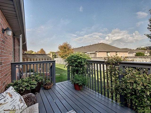 19 - 15 Cobden Crt, Townhouse with 2 bedrooms, 1 bathrooms and 2 parking in Brantford ON | Image 10