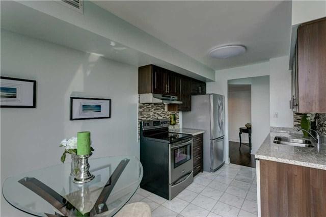 2205 - 35 Empress Ave, Condo with 2 bedrooms, 2 bathrooms and 1 parking in Toronto ON | Image 11