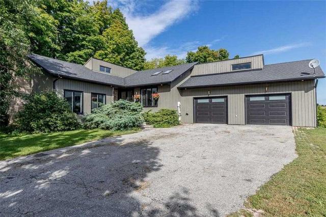 1222 Mapleview Dr, House detached with 2 bedrooms, 4 bathrooms and 4 parking in Innisfil ON | Card Image