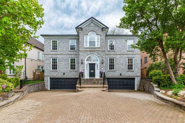 7 York Rd, House detached with 4 bedrooms, 5 bathrooms and 6 parking in Toronto ON | Card Image