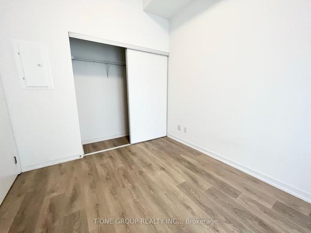 201 - 36 Forest Manor Rd, Condo with 1 bedrooms, 1 bathrooms and 0 parking in Toronto ON | Image 2