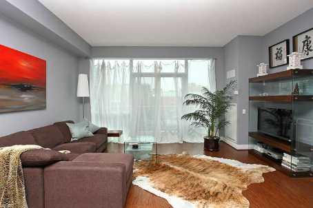 s514 - 112 George St, Condo with 2 bedrooms, 1 bathrooms and 1 parking in Toronto ON | Image 3