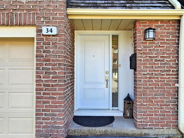 34 Rusty Crest Way, Townhouse with 3 bedrooms, 3 bathrooms and 2 parking in Toronto ON | Image 23