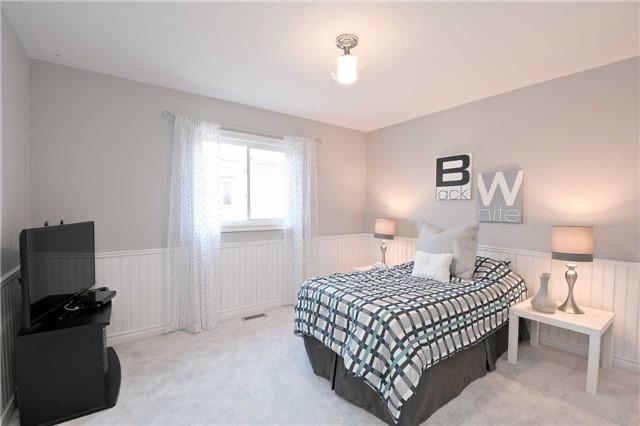 62 Cachet Blvd, House detached with 4 bedrooms, 5 bathrooms and 4 parking in Whitby ON | Image 13