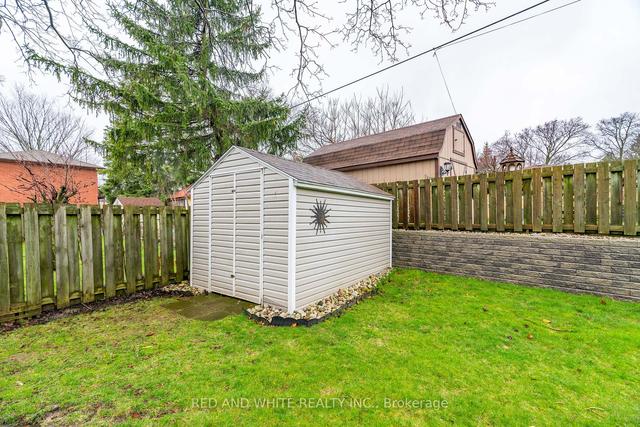 390 Krug St, House detached with 4 bedrooms, 3 bathrooms and 5 parking in Kitchener ON | Image 27