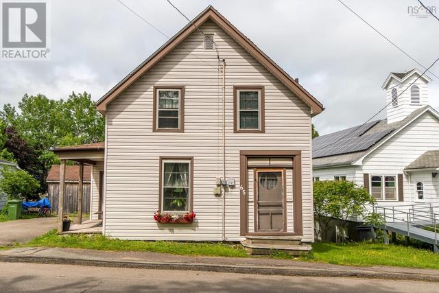 65 Main Street, House detached with 3 bedrooms, 1 bathrooms and null parking in West Hants NS | Card Image