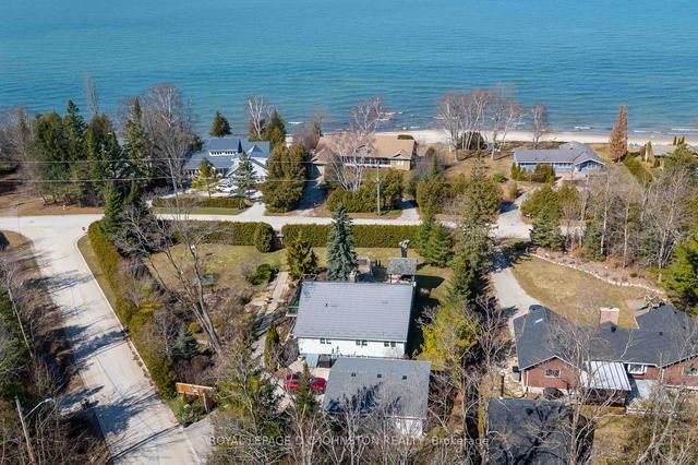 403 Eckford Ave, House detached with 3 bedrooms, 3 bathrooms and 6 parking in Saugeen Shores ON | Image 1