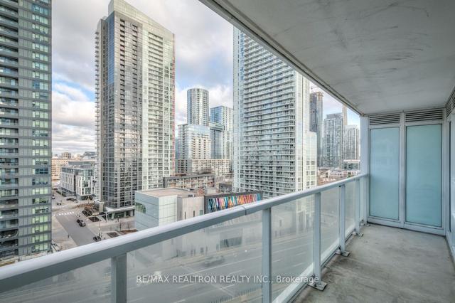 1509 - 17 Bathurst St, Condo with 1 bedrooms, 1 bathrooms and 0 parking in Toronto ON | Image 6