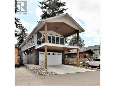 26 Lakeshore Drive, House detached with 3 bedrooms, 3 bathrooms and 8 parking in Vernon BC | Card Image