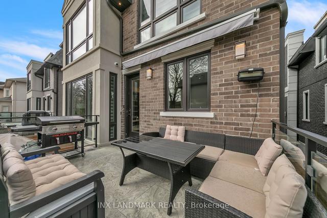 145 Norton Ave, House detached with 4 bedrooms, 5 bathrooms and 6 parking in Toronto ON | Image 31