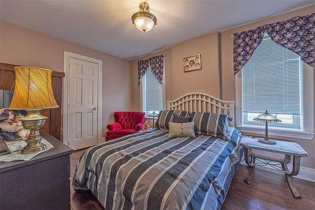 480 Newburgh Rd, House detached with 3 bedrooms, 3 bathrooms and 8 parking in Greater Napanee ON | Image 26