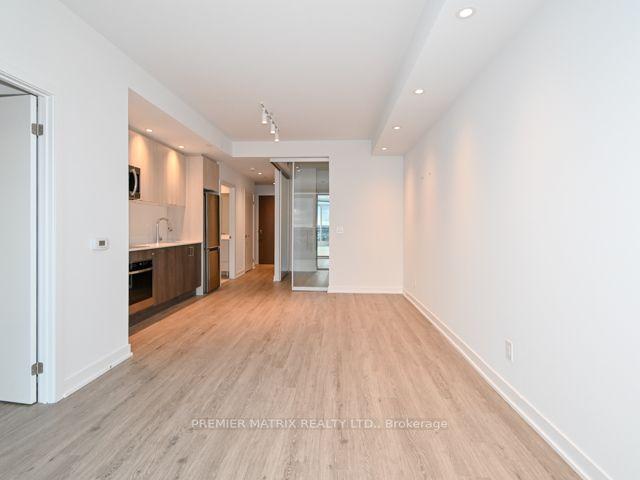 2511 - 1928 Lakeshore Blvd W, Condo with 2 bedrooms, 2 bathrooms and 1 parking in Toronto ON | Image 2