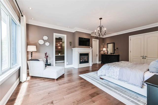 5 Riverstone Crt, House detached with 3 bedrooms, 4 bathrooms and 13 parking in East Gwillimbury ON | Image 7