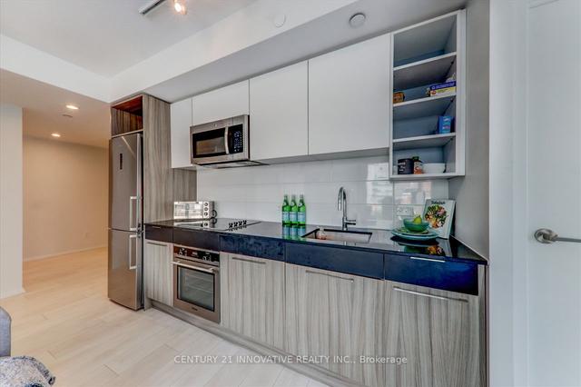 605 - 68 Shuter St, Condo with 2 bedrooms, 2 bathrooms and 1 parking in Toronto ON | Image 5