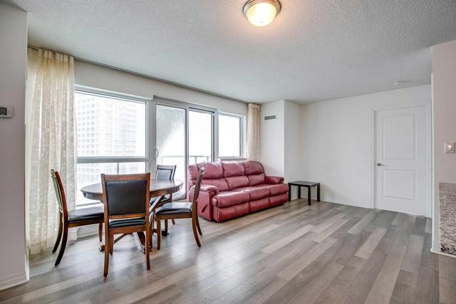 510 - 2015 Sheppard Ave E, Condo with 2 bedrooms, 2 bathrooms and 1 parking in Toronto ON | Image 2