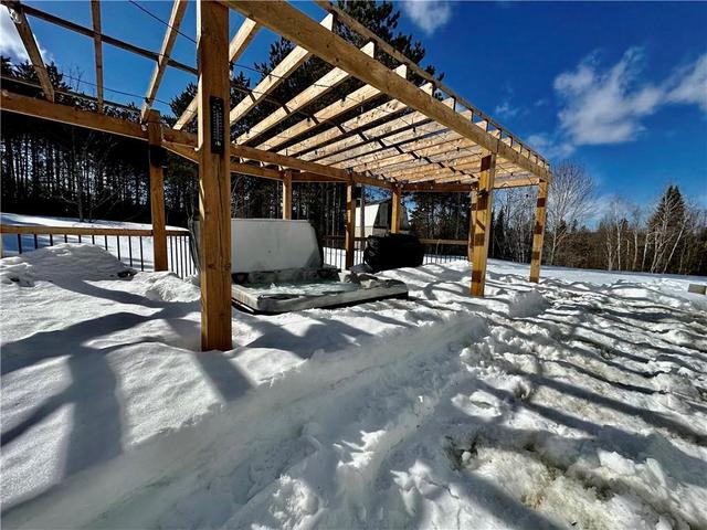 689 Dore Bay Road, House detached with 3 bedrooms, 2 bathrooms and 10 parking in North Algona Wilberforce ON | Image 26