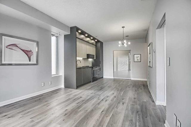 610 - 435 Richmond St W, Condo with 2 bedrooms, 2 bathrooms and 1 parking in Toronto ON | Image 7