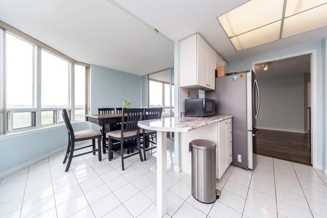 682 - 1 Greystone Walk Dr, Condo with 2 bedrooms, 2 bathrooms and 1 parking in Toronto ON | Image 9