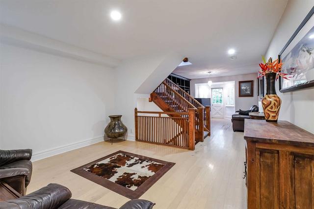 6 Prospect St, House attached with 4 bedrooms, 3 bathrooms and 2 parking in Toronto ON | Image 13