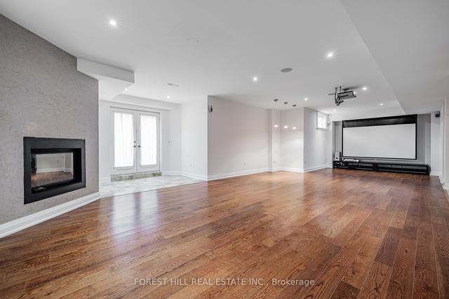 275 Hillcrest Ave, House detached with 5 bedrooms, 7 bathrooms and 6 parking in Toronto ON | Image 22