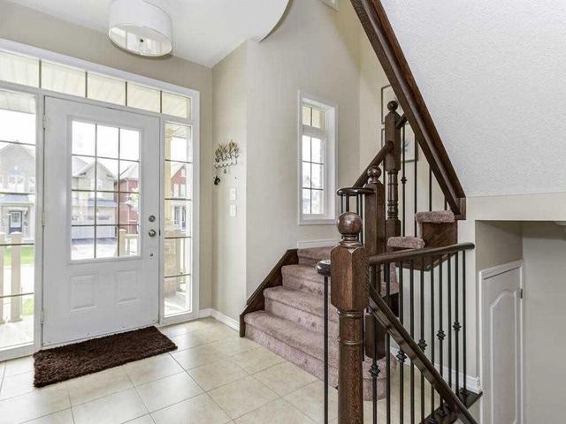 9 Nott Dr, House detached with 4 bedrooms, 4 bathrooms and 2 parking in Ajax ON | Image 3