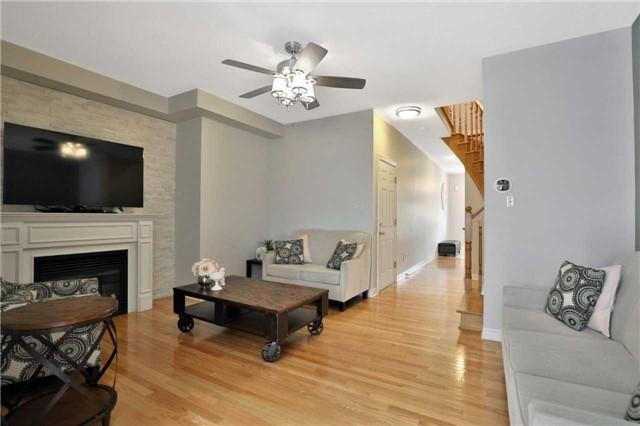 17 Saint Eugene St, House attached with 3 bedrooms, 3 bathrooms and 2 parking in Brampton ON | Image 7